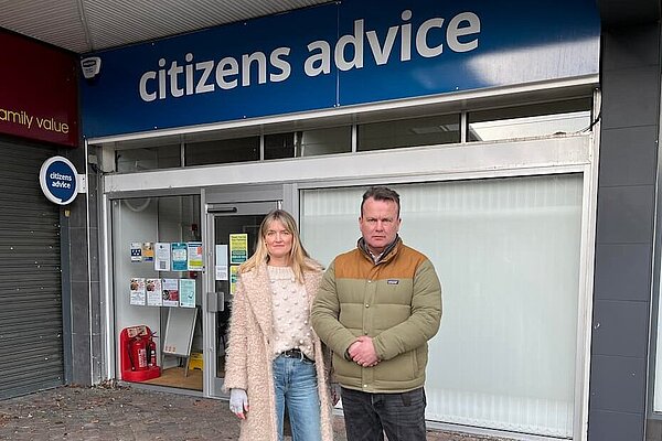 Councillors Chloe Gustard and Richard Streatfeild outside Swanley Citizens Advice office, one of the three facing budget cuts.